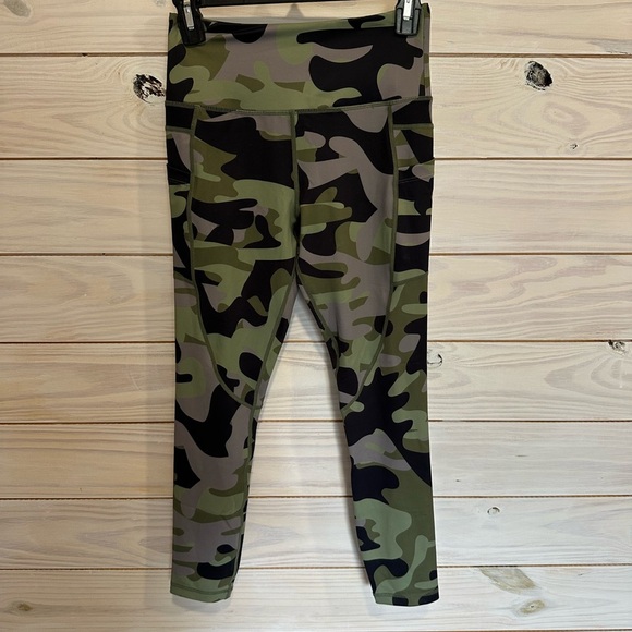ZYIA Green and Black Camouflage Leggings Athletic Stretch - Picture 1 of 3